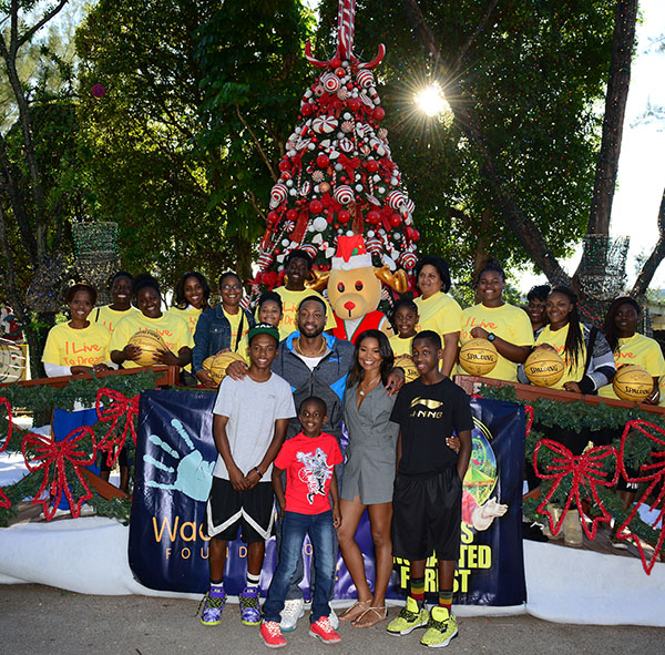 Dwyane Wade, wife Gabrielle Union and families At Santa's Enchanted Forest